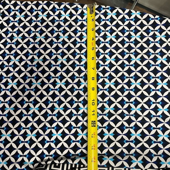 Beautiful WHBM geometric dress XXS belted elastic wrinkle free - Picture 9 of 11